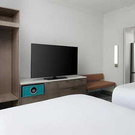 Hilton Boca Raton Suites - Newly Renovated-3