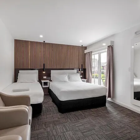 Best Western Plus Buckingham International-2