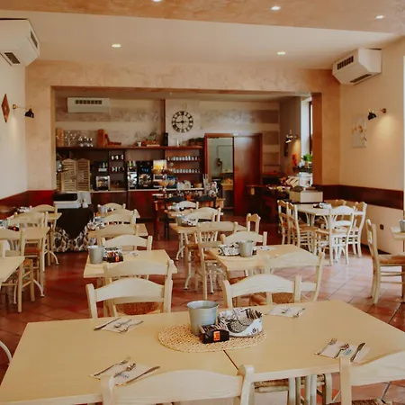 Stella D'Oro - Hotel&Apartments-3