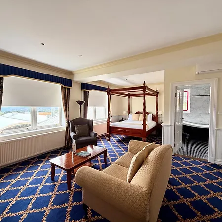 Carrington Hotel-3