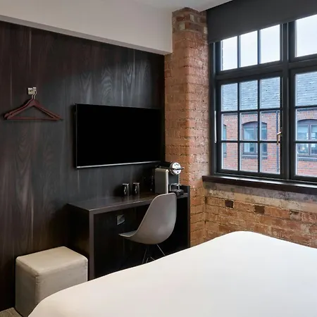 Four Points Flex By Sheraton Birmingham Jewellery Quarter-2