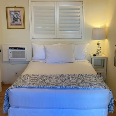 Leucadia Beach Inn-2