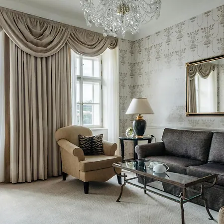 Four Seasons Hotel Prague-2