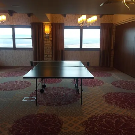 Hotel Cascade Resort & Spa-3