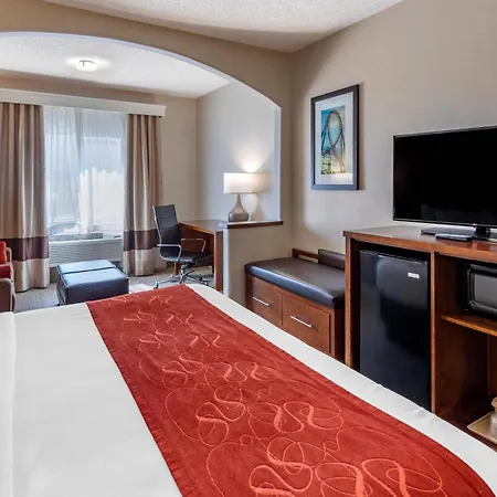 Comfort Suites Near Six Flags Magic Mountain-2