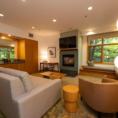 Cedarbrook Lodge-3