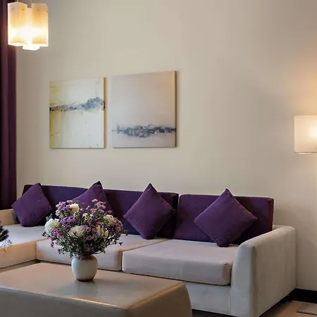 Pullman Dubai Jumeirah Lakes Towers-3