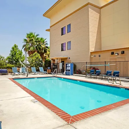 Best Western Plus Coalinga Inn-2