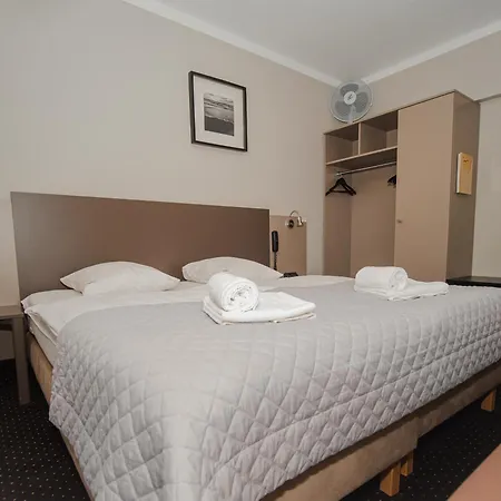 Hotel New Skanpol-3