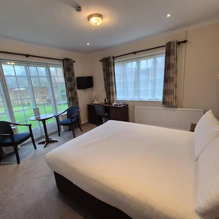 Warren Lodge-3