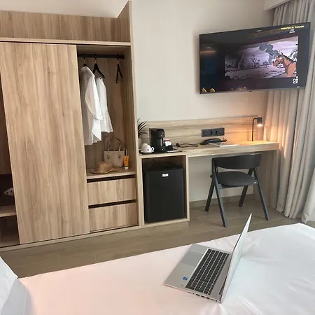 Hotel Delfin Azul-3