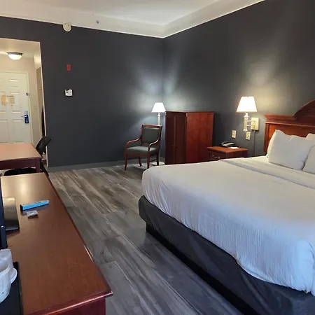 La Quinta Inn And Suites Fort Myers I-75-2