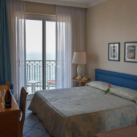 Hotel Astoria-3