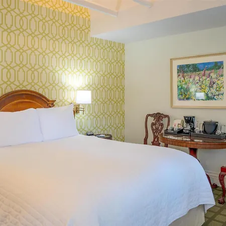 The Bergson, BW Signature Collection-3