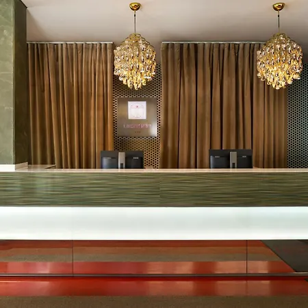 Leonardo Hotel Berlin Mitte-2