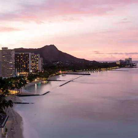 Moana Surfrider, A Westin Resort&Spa, Waikiki Beach-3