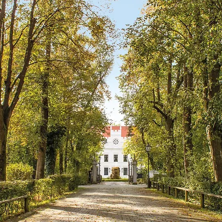 DORMERO Schlosshotel Reichenschwand-2