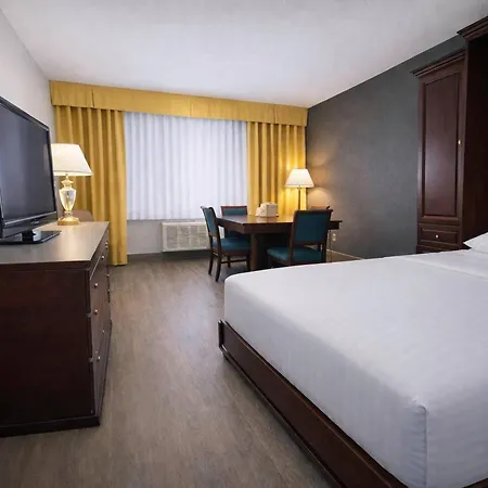 Quality Inn & Suites-3