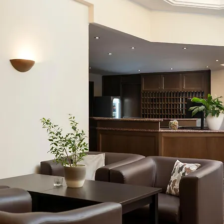 Elaya Hotel Noerdlingen, Trademark By Wyndham-3