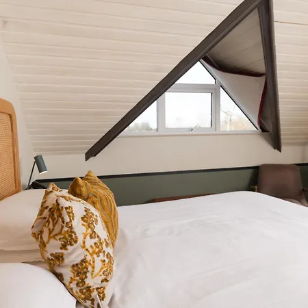 The Rabbit Hotel & Retreat-2