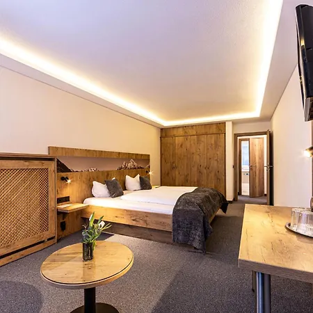 Hotel Alpinaros-2