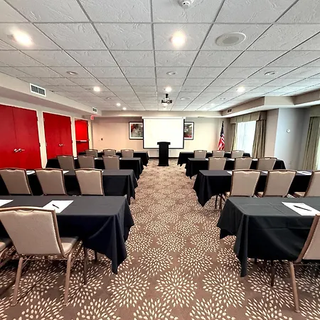 Holiday Inn Express & Suites - Olathe North By Ihg-3