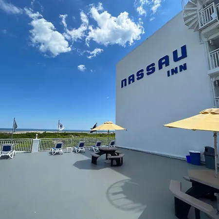 Nassau Inn Beachfront-2