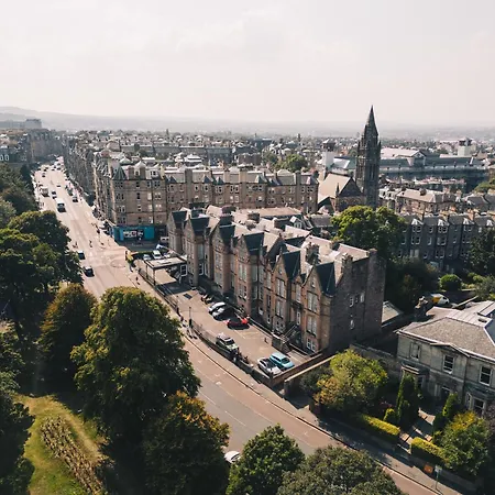 Ja The Bruntsfield - Edinburgh-2