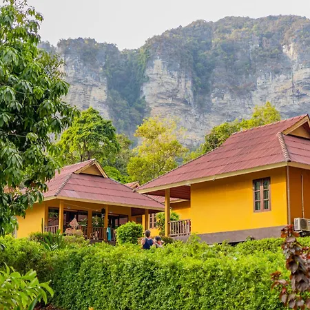 Tonsai Bay Resort-3