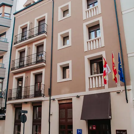 Hotel El Nogal-2