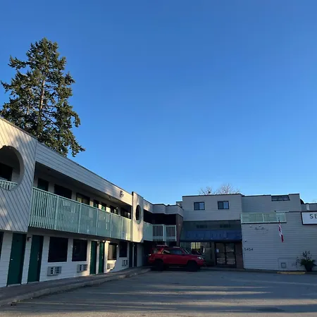 Sechelt Inn-3