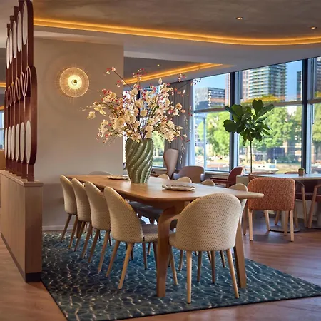 Haven Hotel Rotterdam, Curio Collection By Hilton-2