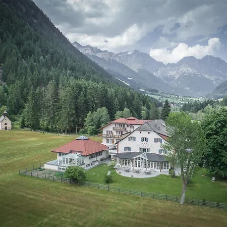 Hotel Bad Salomonsbrunn-3
