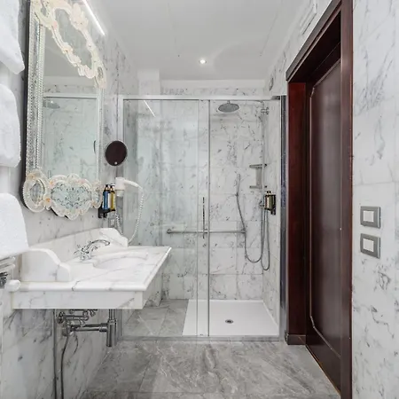 Palazzo Paruta & Wellness Suites-3