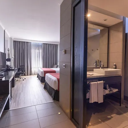 Wyndham Santiago Pettra-3