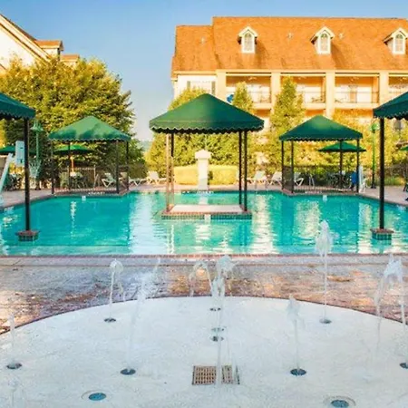 French Quarter Resort By Coolvacay-3
