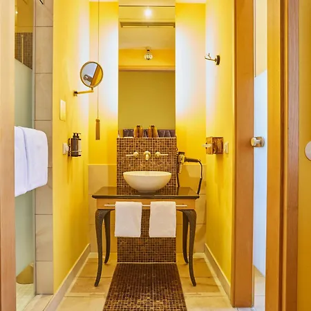 Classic Hotel Harmonie-3
