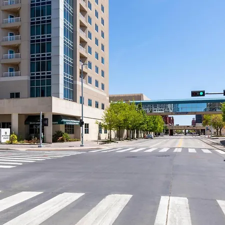 Wyndham Grand Oklahoma City Downtown-3