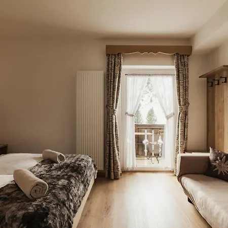Hotel Monte Cherz-3