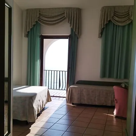 Hotel Gabbiano-3
