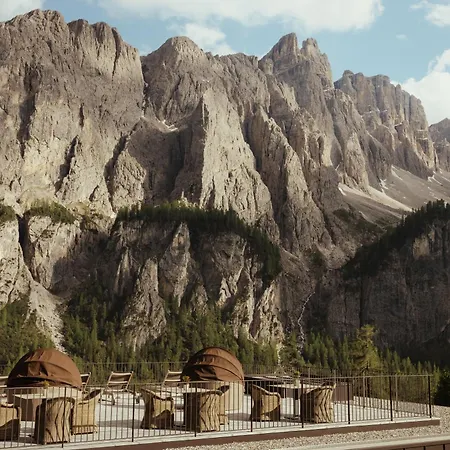 Kolfuschgerhof Mountain Resort-2