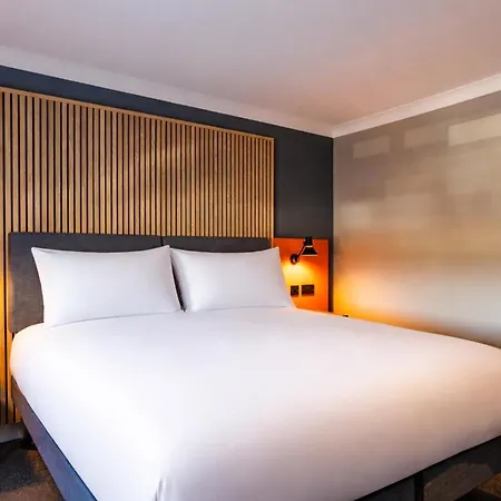 Village Hotel Leeds South-3