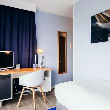 Delta Hotel-2