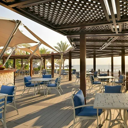 Le Meridien Al Aqah Beach Resort-3