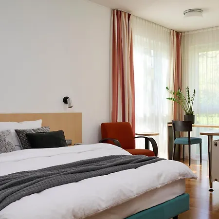 Hotel Schloss Berg-3