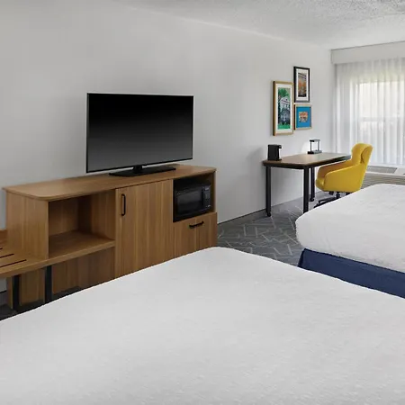 Hampton Inn & Suites Cleveland-Southeast-Streetsboro-3