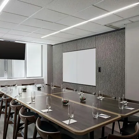 Fairfield Inn And Suites Chicago Downtown/ Magnificent Mile-3