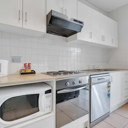 Mawson Lakes Hotel-3