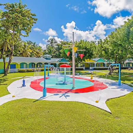 Coconut Bay Beach Resort & Spa All Inclusive-3