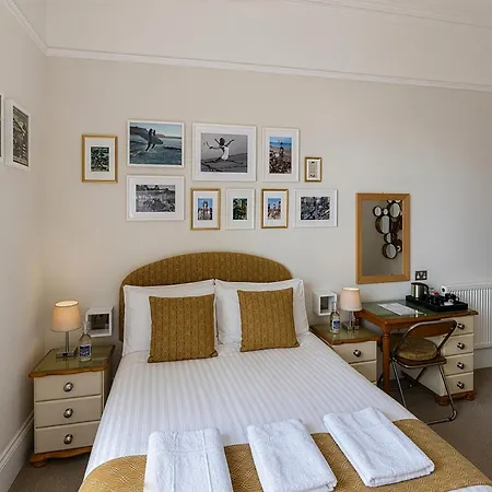 Riviera Lodge Hotel-2